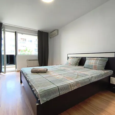 Apartman Mladost Florimont Luxury One Bedroom *